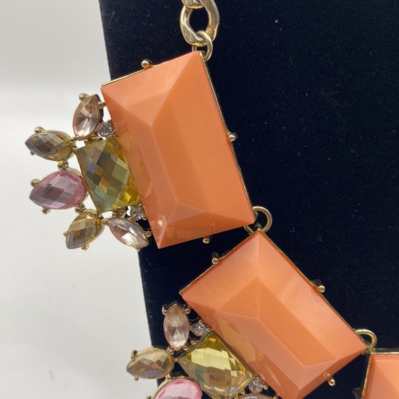 Chunky Trendy Statement Necklace  Goldtone & Tangerine - Picture 4 of 8